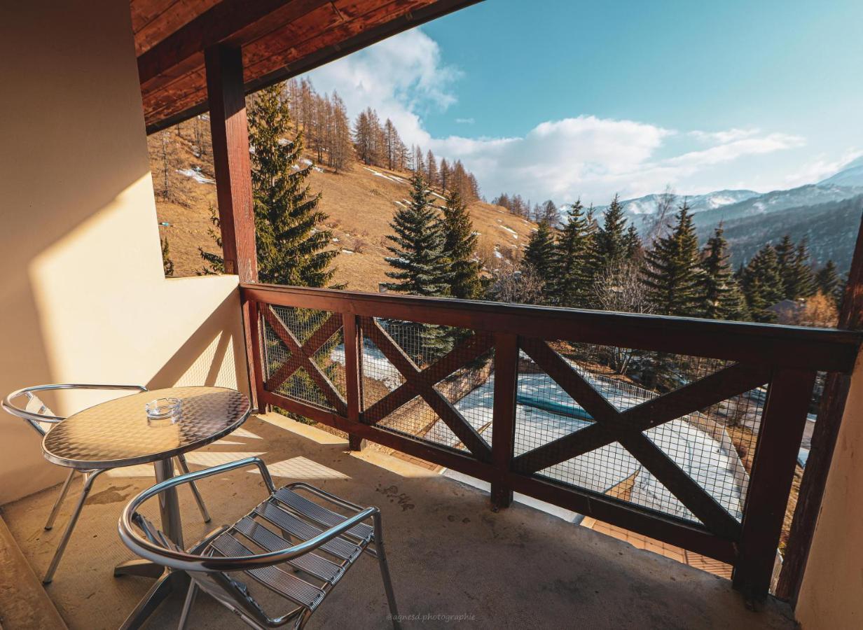 Hotel Du Hameau Allos Εξωτερικό φωτογραφία